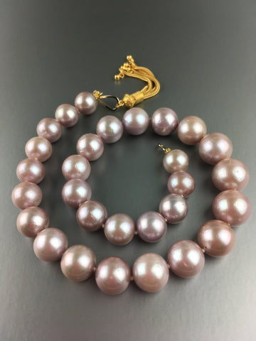 Freshwater Pearl Necklace (London Mauve Pink)