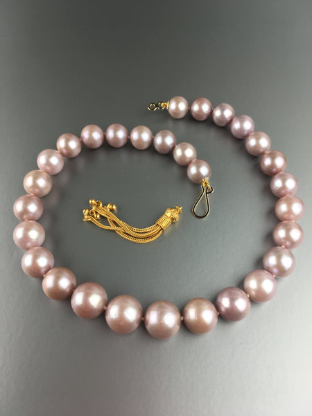 Freshwater Pearl Necklace (London Mauve Pink)
