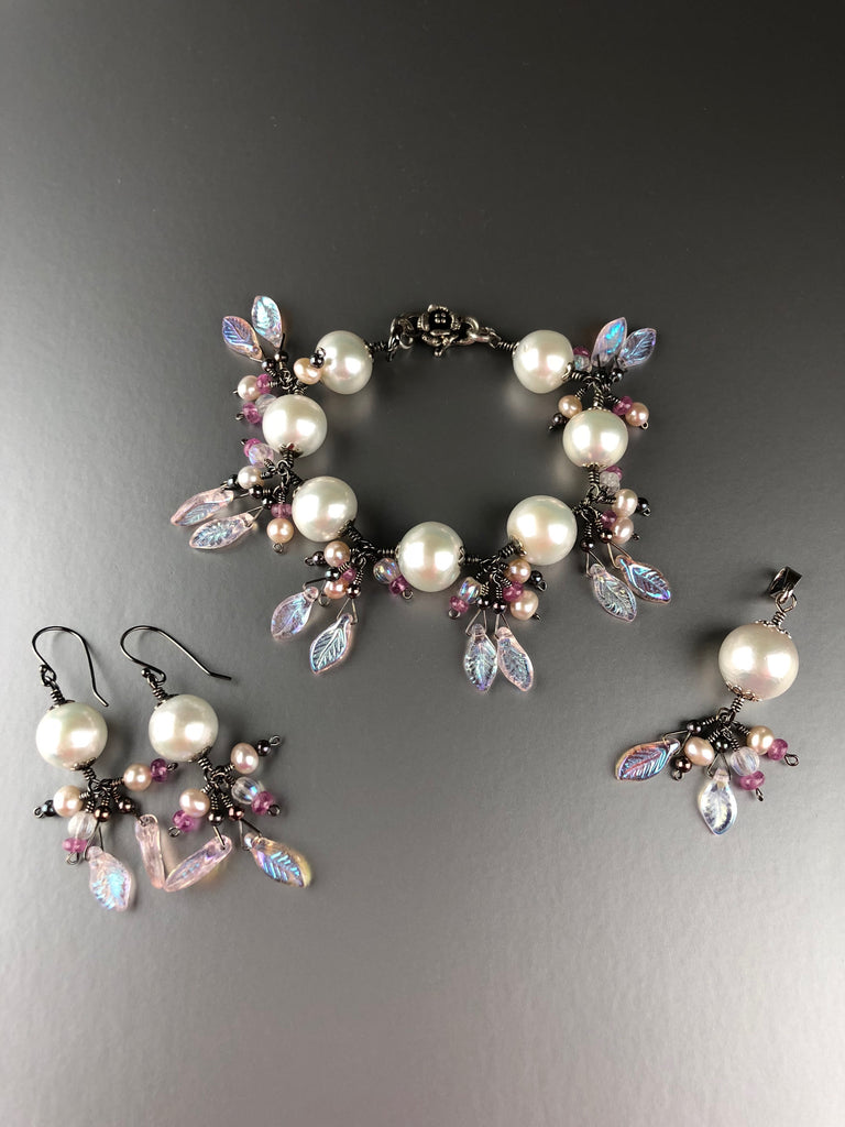 Freshwater Pearl Bracelet Earrings and Pendant Set Magic Sparkle